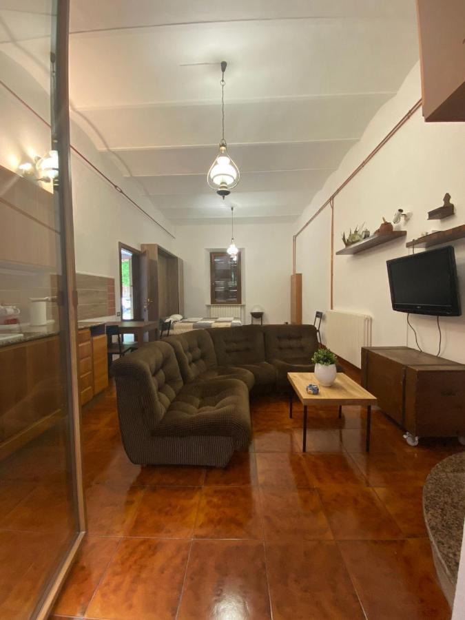 Hotel Robhouse Fabriano Esterno foto